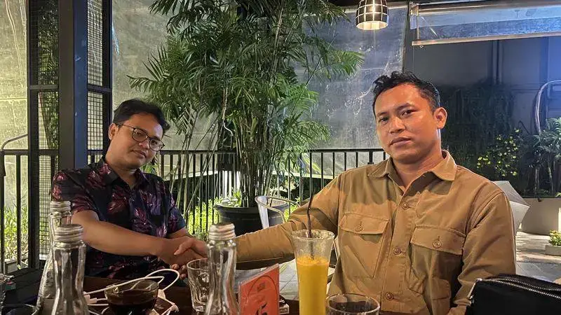 Diskusi dan deal proyek